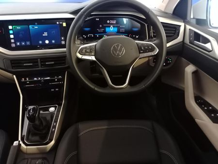 2026-Volkswagen-Polo-Sedan-10TSI-Style_16