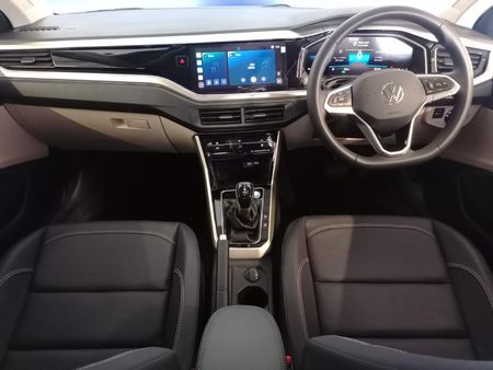 2026-Volkswagen-Polo-Sedan-10TSI-Style_24