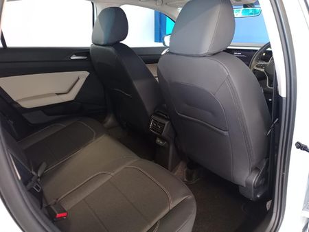 2026-Volkswagen-Polo-Sedan-10TSI-Style_26