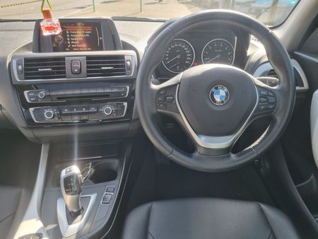 2017-BMW-1-Series-118i-5-dr-M-Sport-Auto_5
