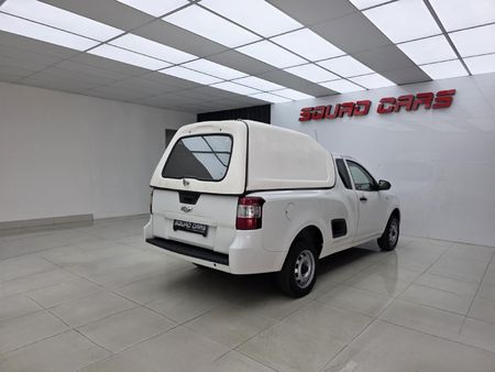 2015-Chevrolet-Utility-14-AC_6