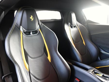 2025-Ferrari-296-GTB_15