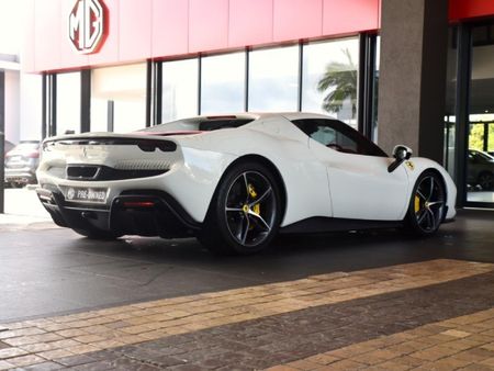 2025-Ferrari-296-GTB_19
