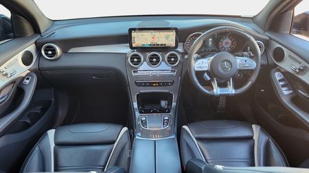 2022-Mercedes-AMG-GLC-GLC63-S-AMG-Coupe_14