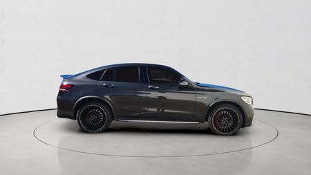 2022-Mercedes-AMG-GLC-GLC63-S-AMG-Coupe_3