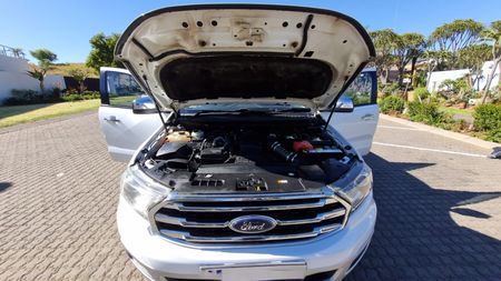 2019-Ford-Everest-Ford-Everest-20Bi-Turbo-XLT_33