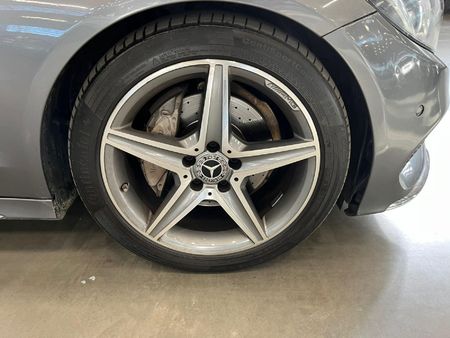 2018-Mercedes-Benz-C-Class-C-220-Bluetec-AMG-Line-Auto_8