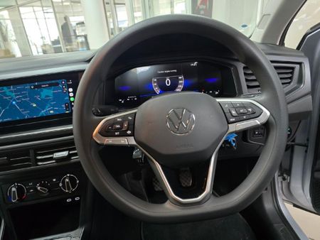 2025-Volkswagen-Polo-10-TSI_22