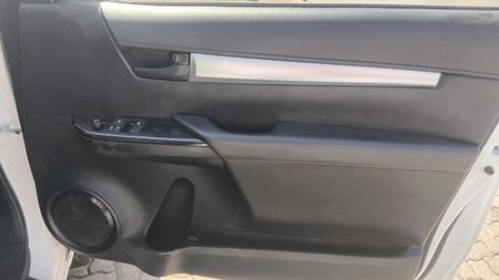 2025-Toyota-Hilux-20-Single-Cab_4