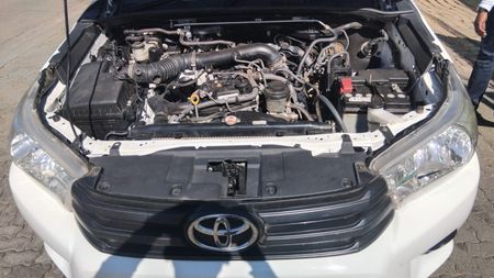 2025-Toyota-Hilux-20-Single-Cab_6
