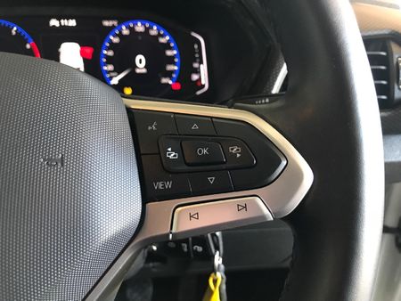 2023-Volkswagen-T-Cross-10-TSI-Comfortline_9