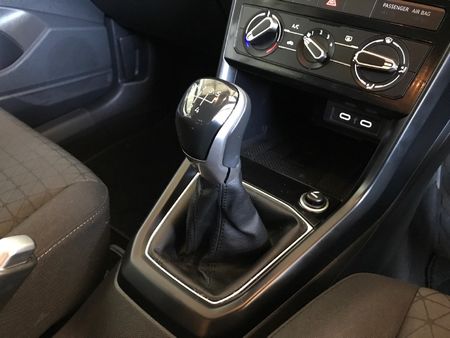 2023-Volkswagen-T-Cross-10-TSI-Comfortline_12