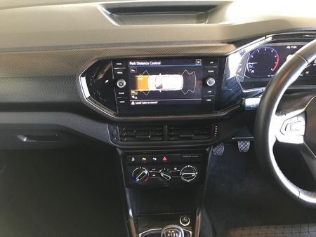 2023-Volkswagen-T-Cross-10-TSI-Comfortline_15