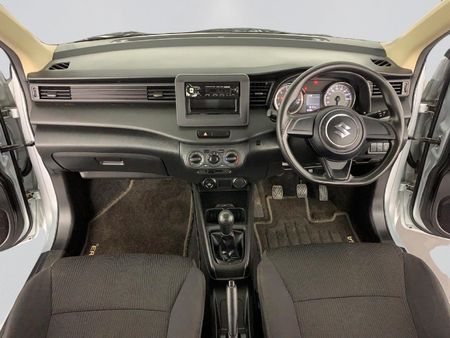 2025-Suzuki-Ertiga-15-GA_13