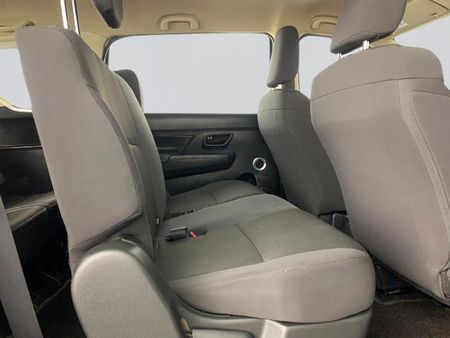 2025-Suzuki-Ertiga-15-GA_17
