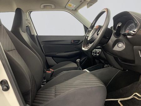 2023-Suzuki-Swift-12-GA_17