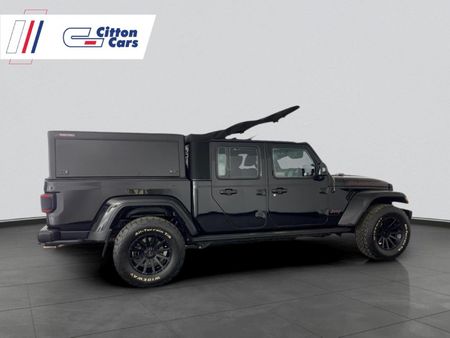 2023-Jeep-Gladiator-Rubicon-36-4x4-Auto-Double-Cab_6