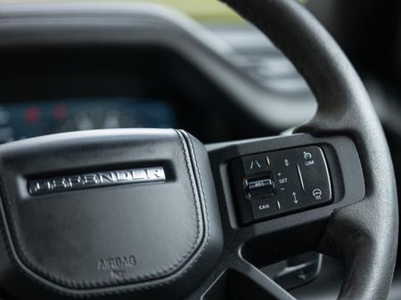 2022-Land-Rover-Defender-110-P525-V8-Carpathian-Edition-386kW_16