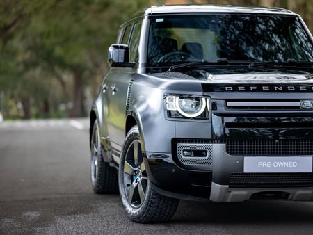 2022-Land-Rover-Defender-110-P525-V8-Carpathian-Edition-386kW_17