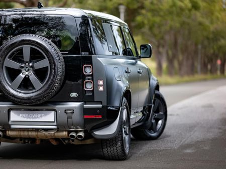 2022-Land-Rover-Defender-110-P525-V8-Carpathian-Edition-386kW_18