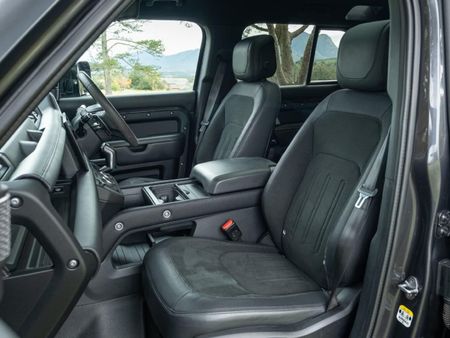 2022-Land-Rover-Defender-110-P525-V8-Carpathian-Edition-386kW_21