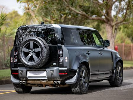 2022-Land-Rover-Defender-110-P525-V8-Carpathian-Edition-386kW_6
