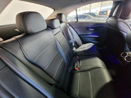 2022-Mercedes-Benz-C-Class-C-220d-Auto_12