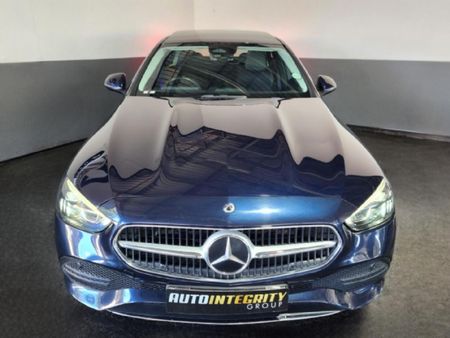 2022-Mercedes-Benz-C-Class-C-220d-Auto_1