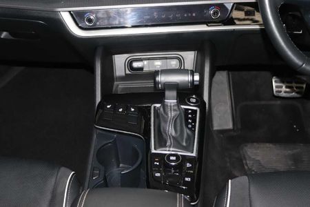 2025-Kia-Sportage-16-T-GDI-Line-Plus-Auto_12