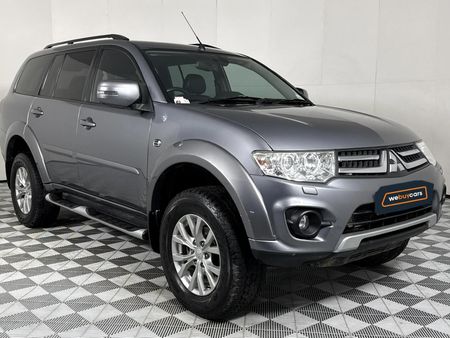 2015-Mitsubishi-Pajero-Sport-25D-4x4-Auto_15