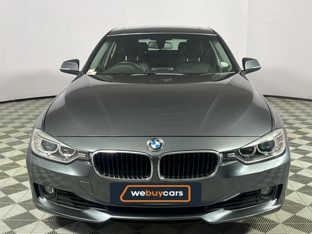 2015-BMW-3-Series-320i-Auto_14