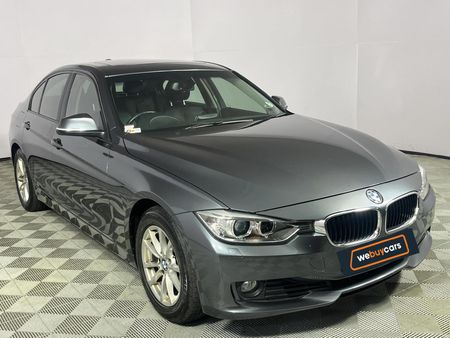 2015-BMW-3-Series-320i-Auto_15