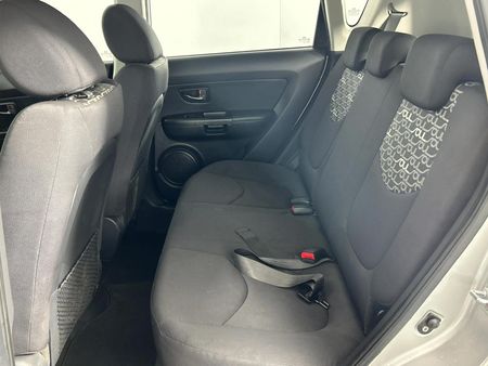 2011-Kia-Soul-16_3
