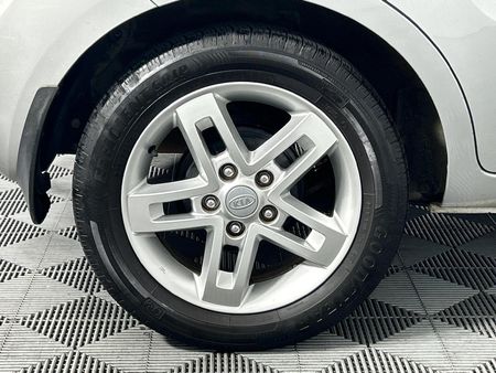 2011-Kia-Soul-16_6