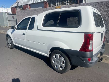 2013-Nissan-NP200-16-AC-Safety-Pack_1