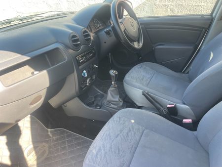 2013-Nissan-NP200-16-AC-Safety-Pack_3
