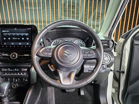 2023-Suzuki-Grand-Vitara-15-GLX-Auto_9