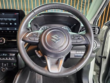 2023-Suzuki-Grand-Vitara-15-GLX-Auto_10