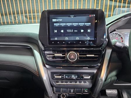 2023-Suzuki-Grand-Vitara-15-GLX-Auto_13
