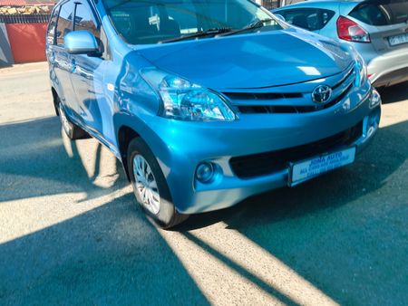 2015-Toyota-Avanza-15-SX_2