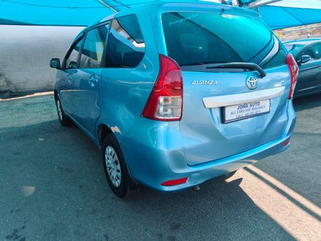2015-Toyota-Avanza-15-SX_5