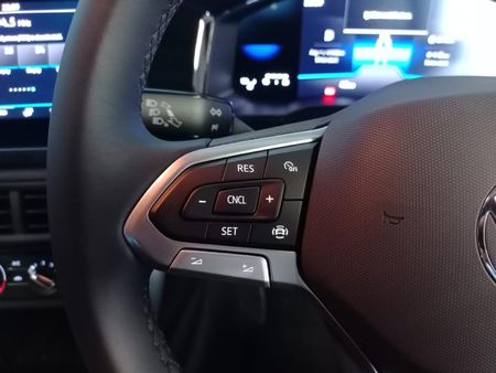 2026-Volkswagen-Polo-10-TSI-Life_17