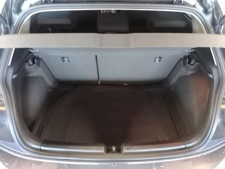 2026-Volkswagen-Polo-10-TSI-Life_18
