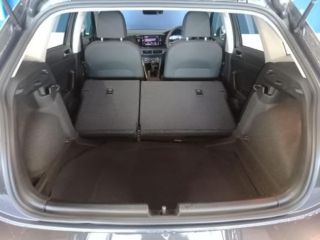 2026-Volkswagen-Polo-10-TSI-Life_30