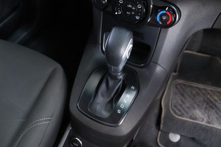 2017-Ford-Fiesta-10-EcoBoost-Trend-Auto-5-dr_12