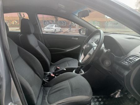 2020-Hyundai-Accent-16-GLS-Fluid_10