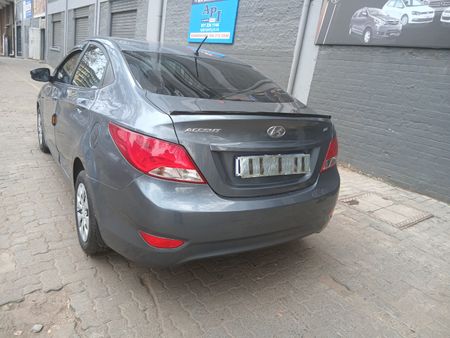 2020-Hyundai-Accent-16-GLS-Fluid_5