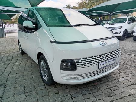 2021-Hyundai-Staria-22d-Executive-Auto_2