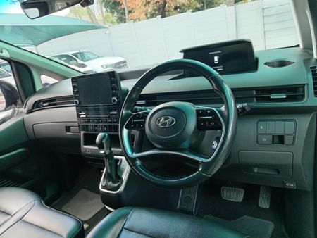 2021-Hyundai-Staria-22d-Executive-Auto_3