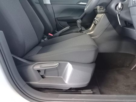 2026-Volkswagen-T-Cross-10-TSI-Auto_18
